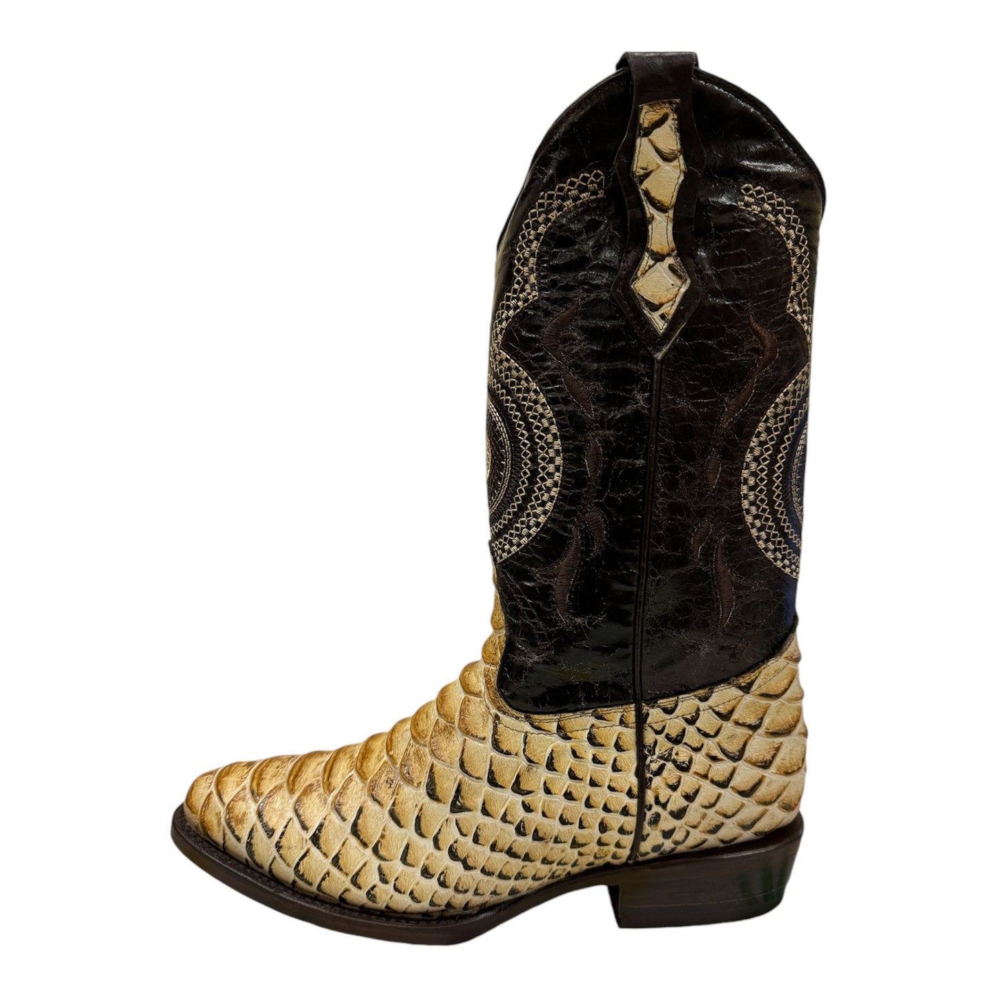 Bota vaquera grabada python oval