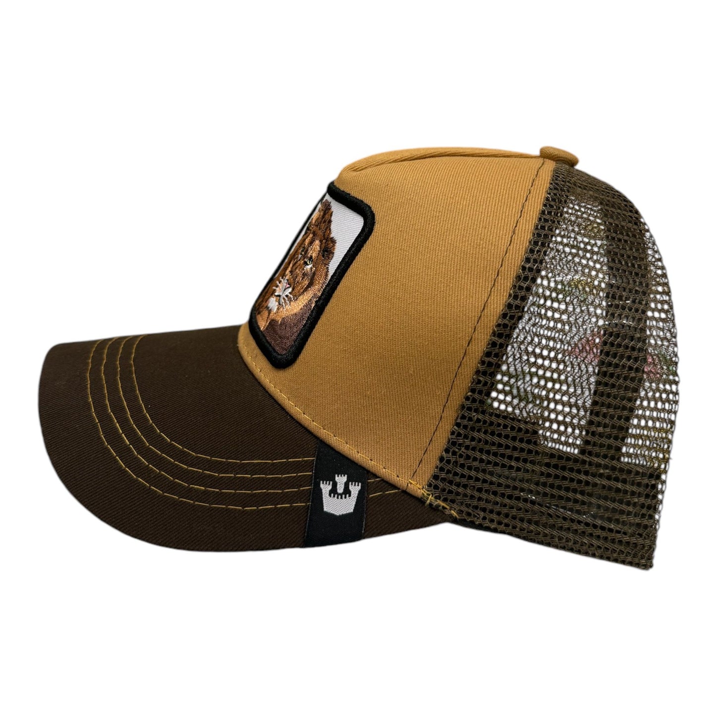 Gorra de leon grabada